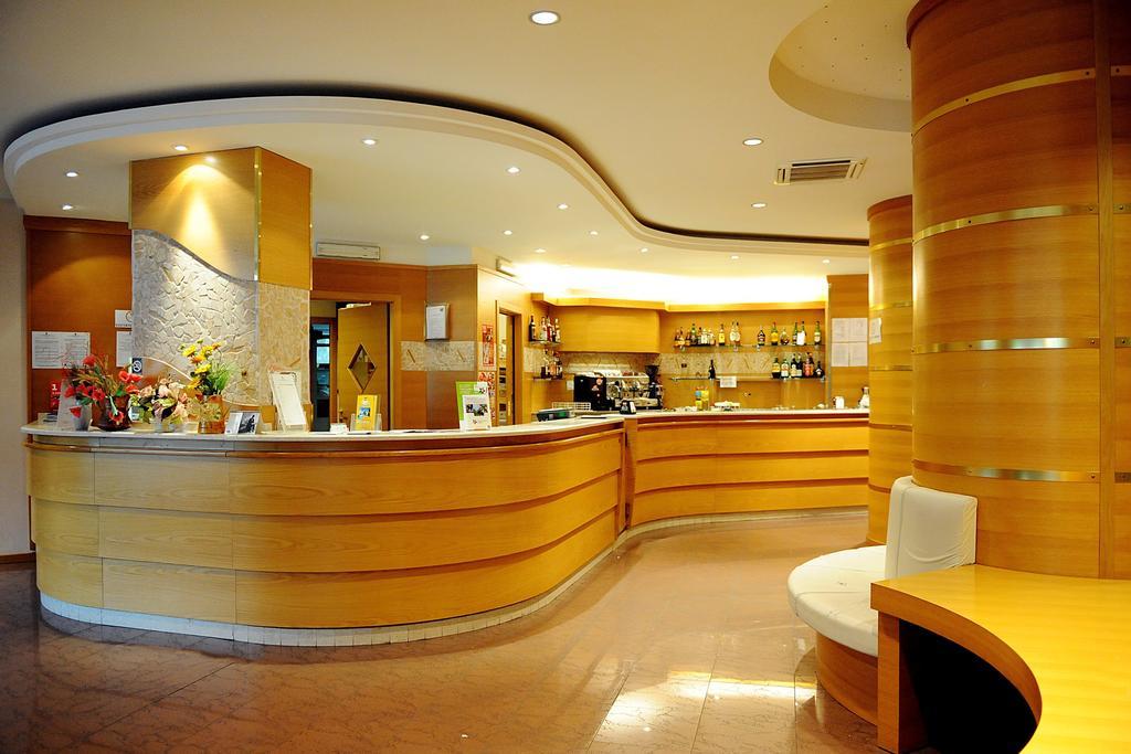 Hotel Del Camerlengo Fara San Martino Εξωτερικό φωτογραφία